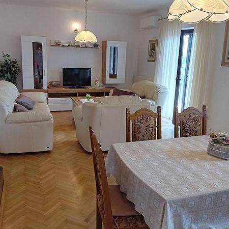 Apartman Ana Bajcici Exterior photo
